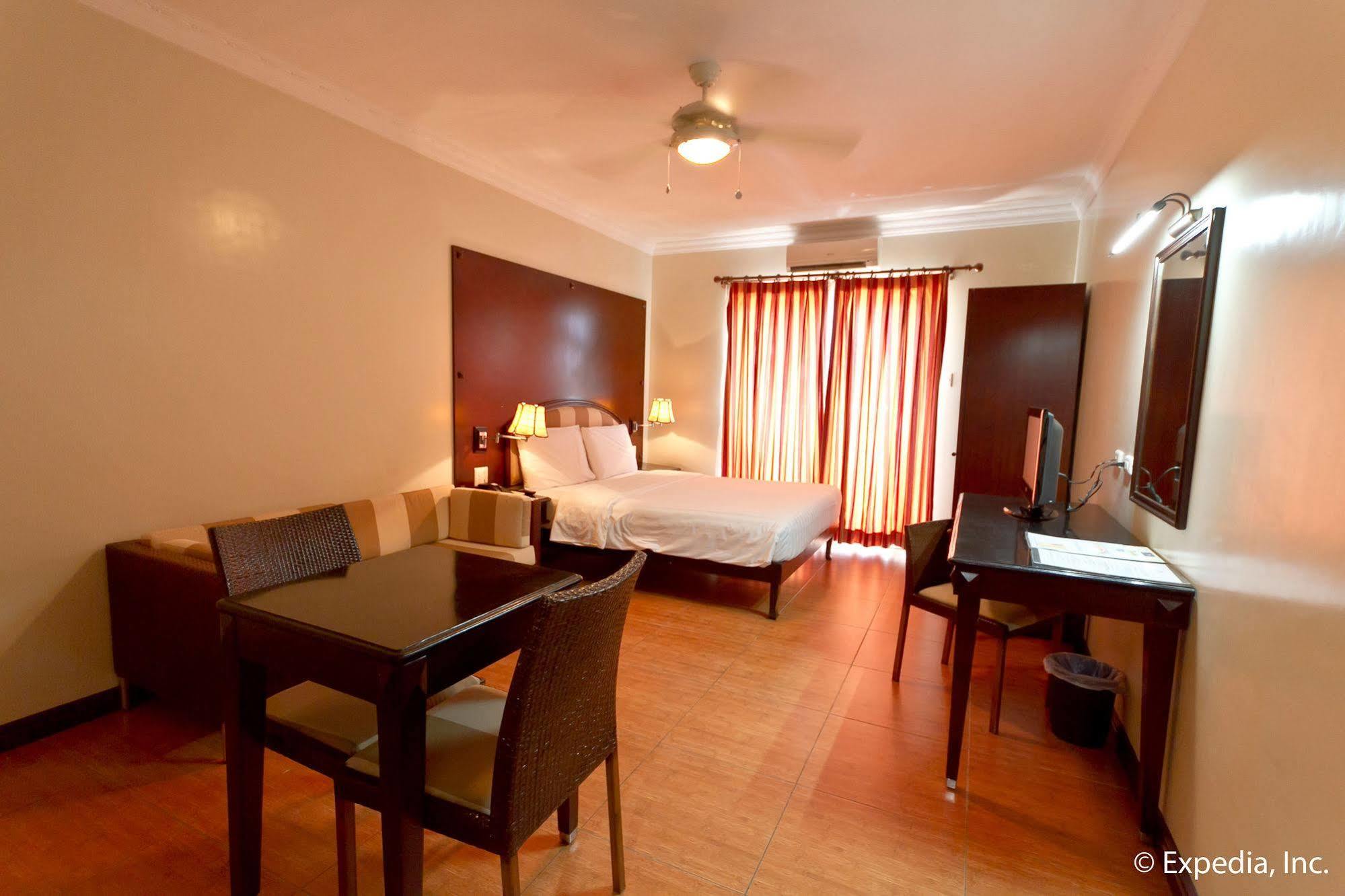 Egi Resort & Hotel Lapu-Lapu City Zewnętrze zdjęcie