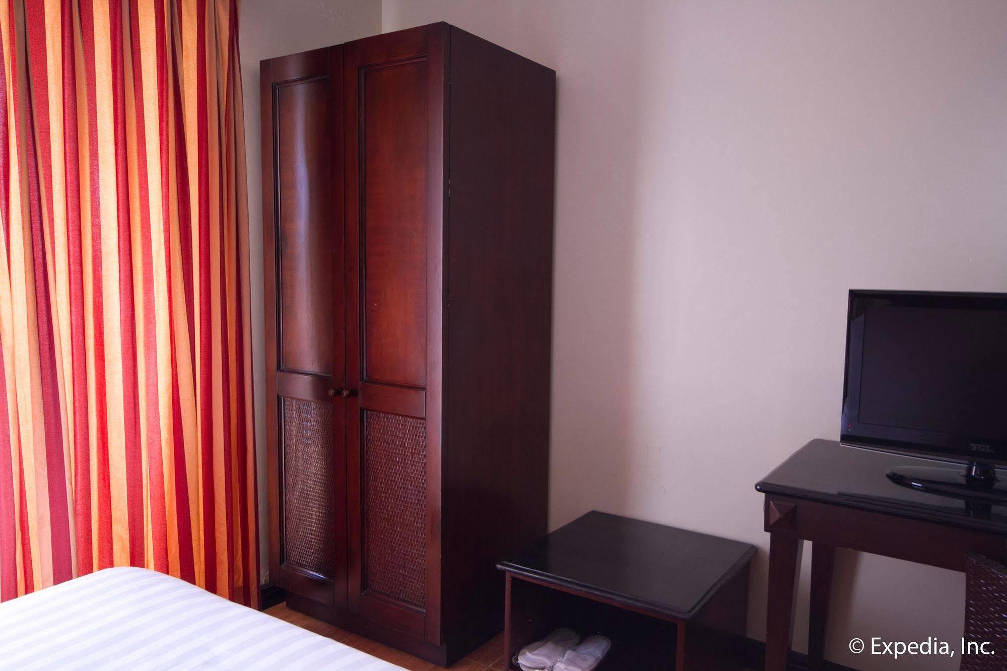 Egi Resort & Hotel Lapu-Lapu City Zewnętrze zdjęcie